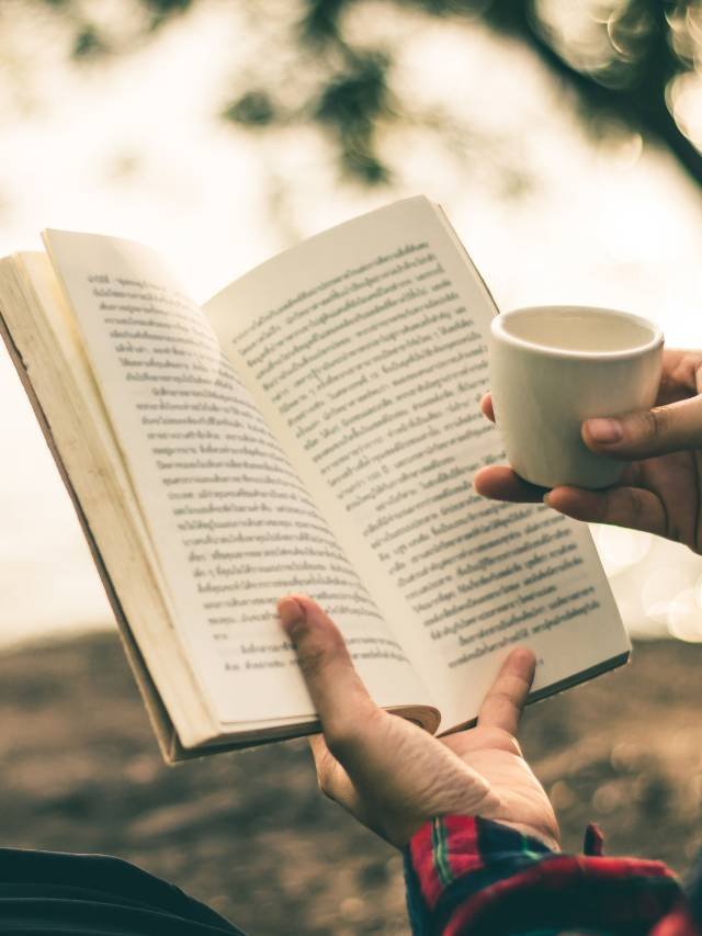 Read more about the article 5 Must Read Books For Everyone