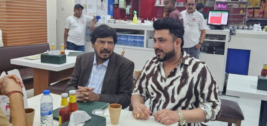 You are currently viewing Mahesh Agarkar Meets Minister Ramdas Athawale to Discuss Social Empowerment Initiatives